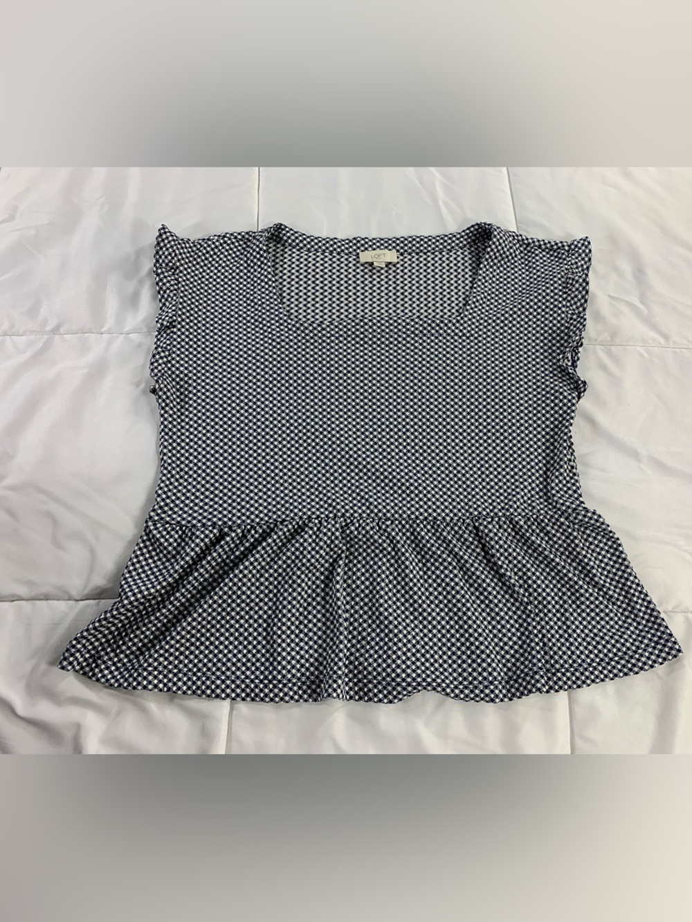 Pre loved LOFT top womens size L